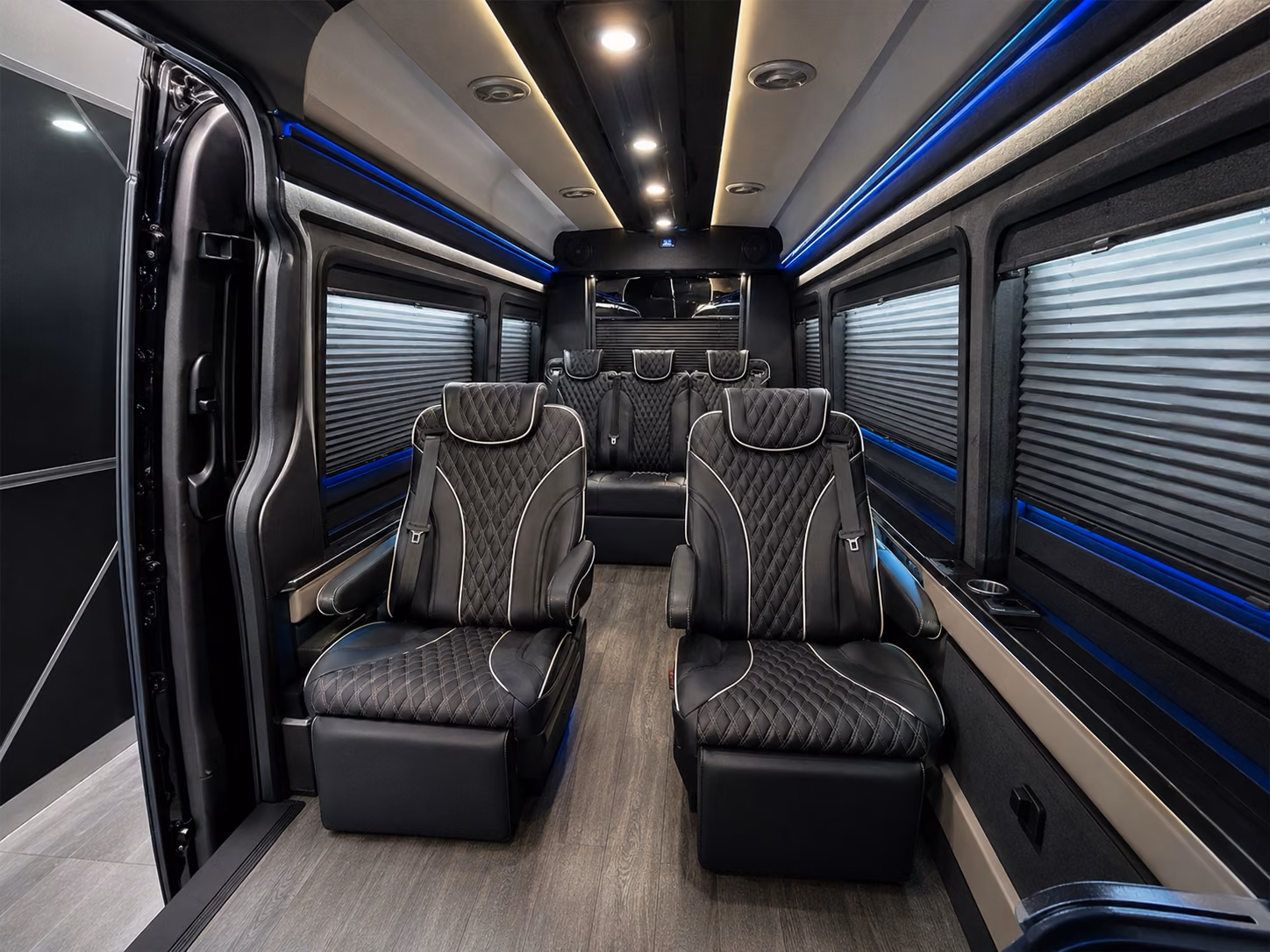 airport shuttle buses for corporate groups traveling between wylie and dfw