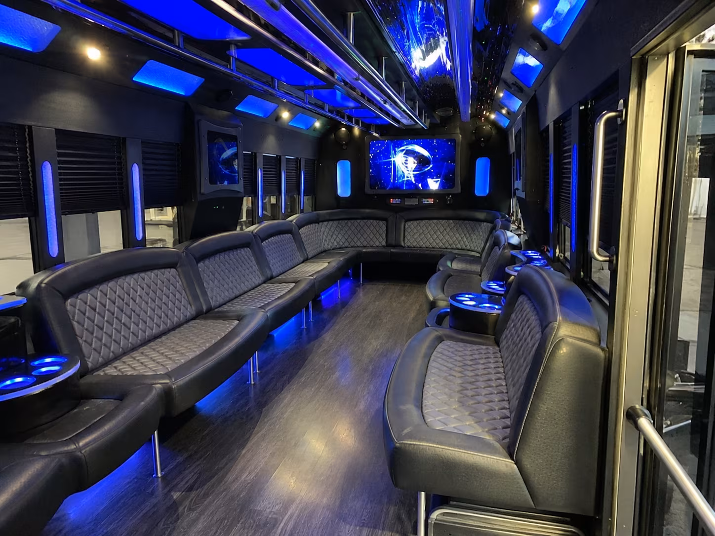 wylie 28 passenger party bus interior