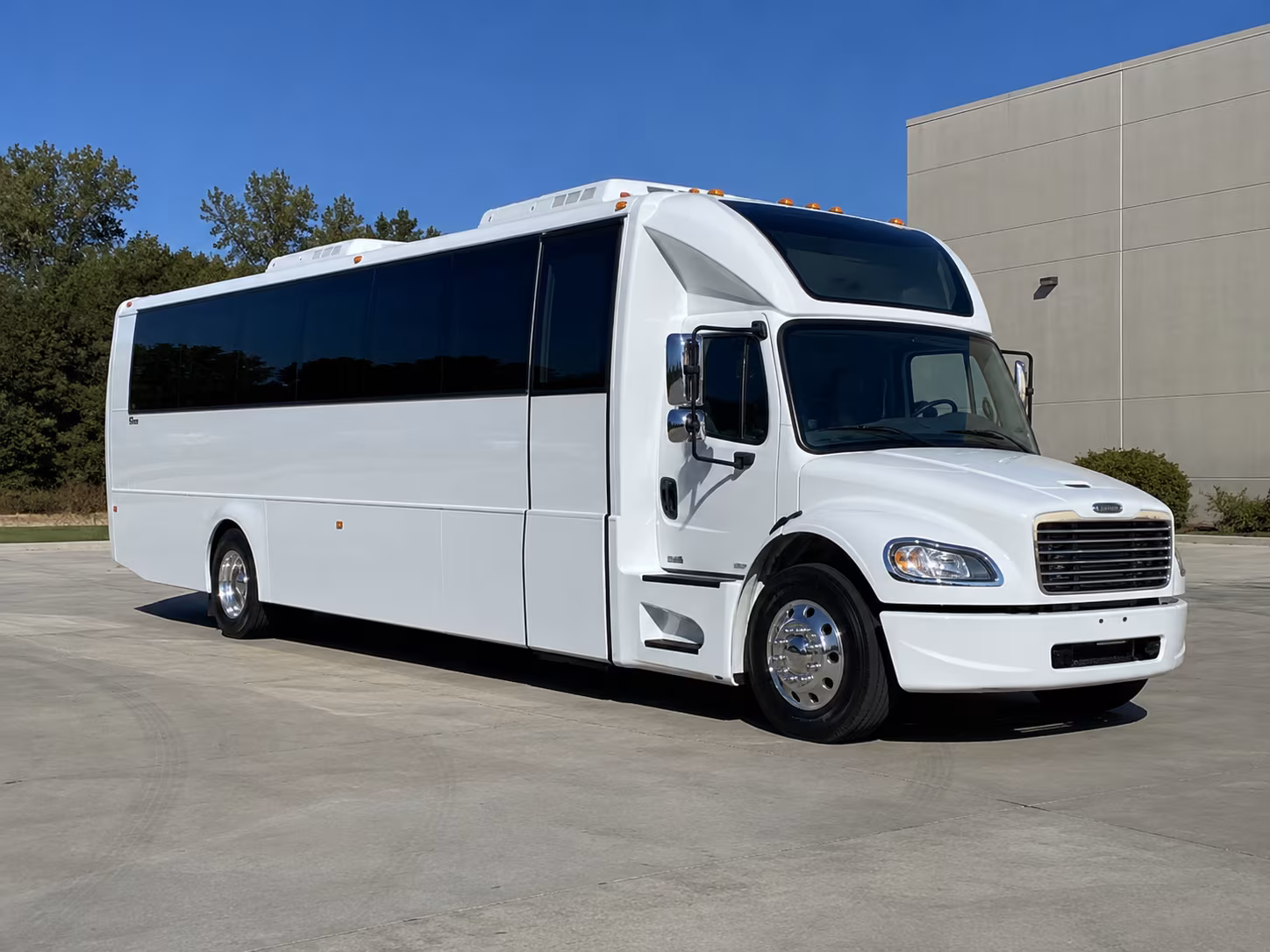 wylie 28 passenger party bus